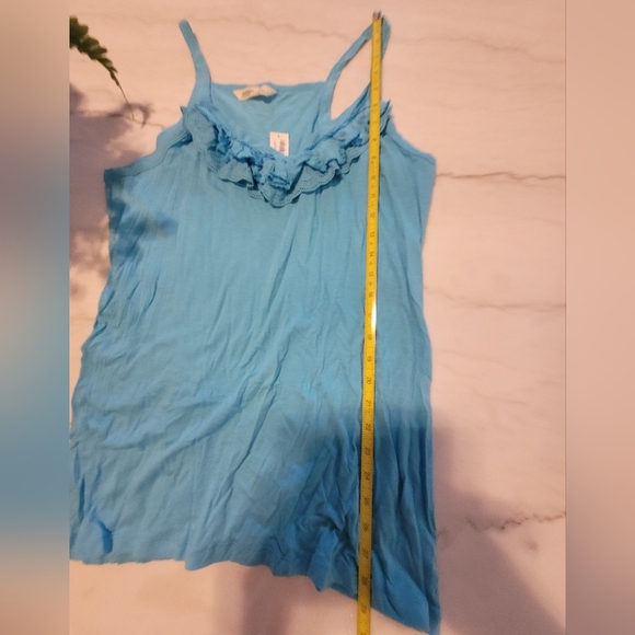 Old Navy Vibrant Blue Ruffle Tank Size Extra Large - Picture 5 of 8